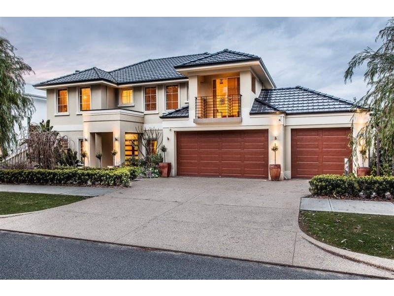 26 Mount Henry Road, Salter Point WA 6152