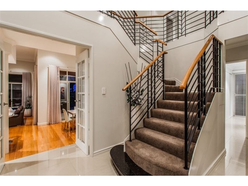 26 Mount Henry Road, Salter Point WA 6152