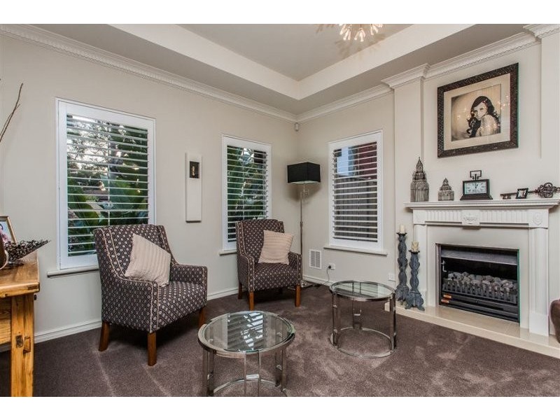 26 Mount Henry Road, Salter Point WA 6152