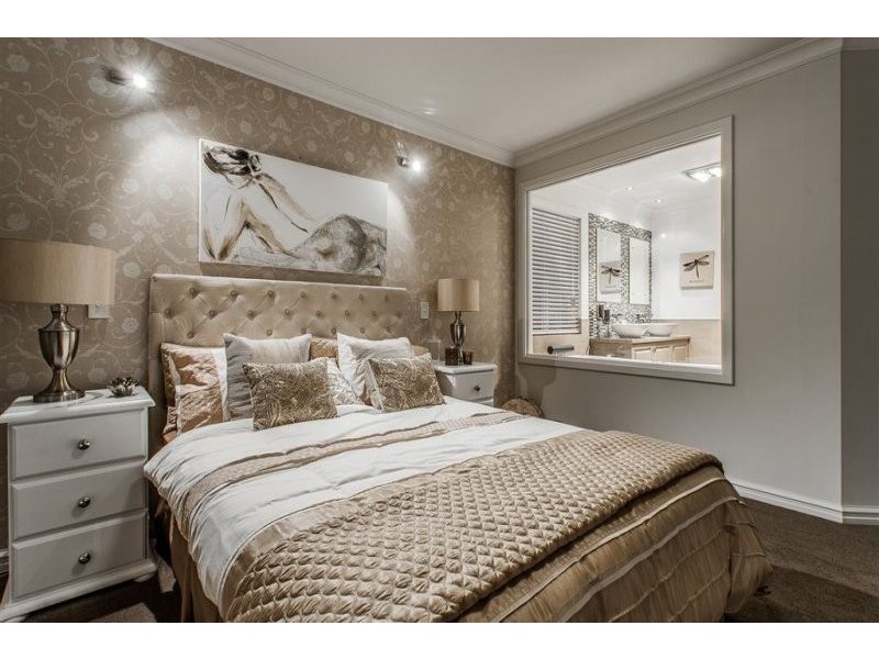 26 Mount Henry Road, Salter Point WA 6152