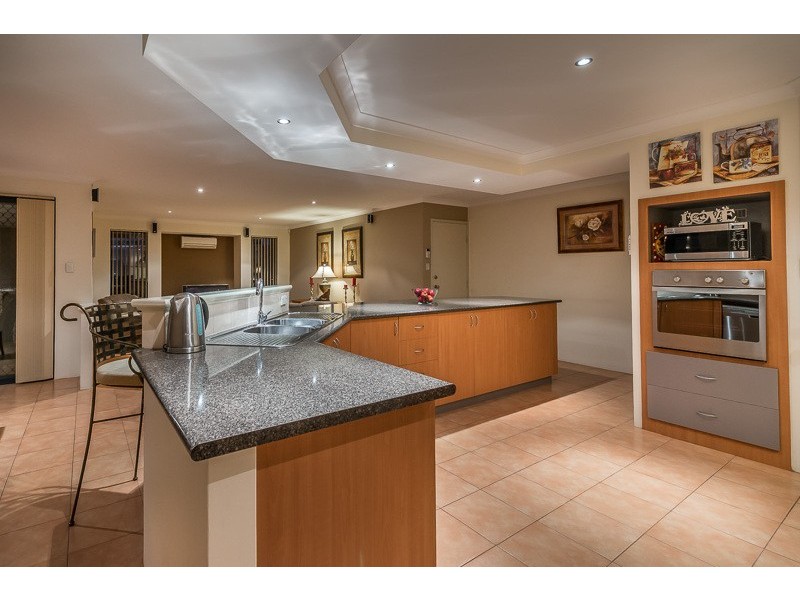 47 Waldburg Drive, Tapping WA 6065