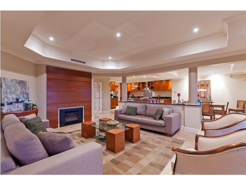 39 Windarra Drive, City Beach WA 6015