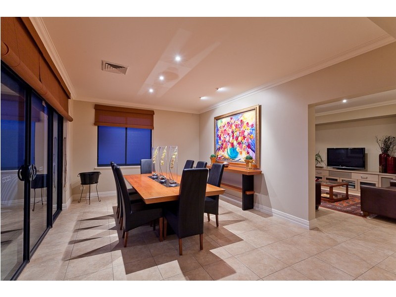 39 Windarra Drive, City Beach WA 6015