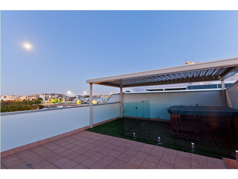 60 Rossello Lane, Subiaco WA 6008