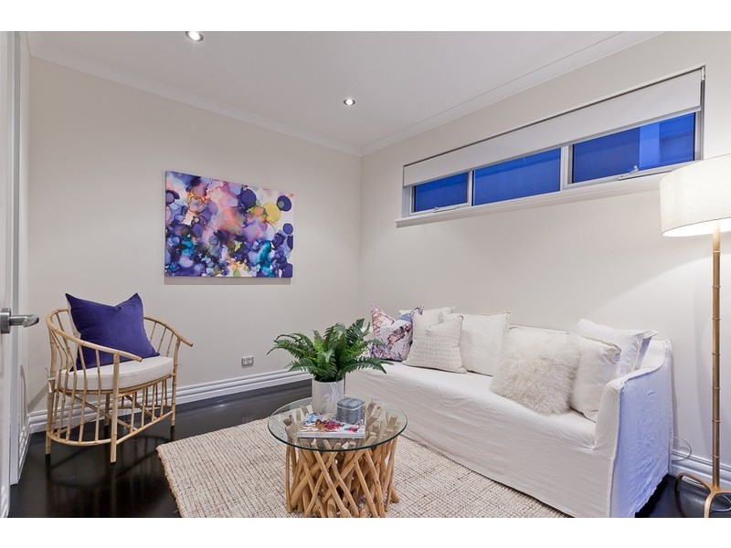 43 Alumni Terrace, Churchlands WA 6018