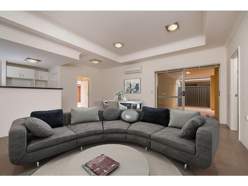 10 Vellum Loop, Aveley WA 6069