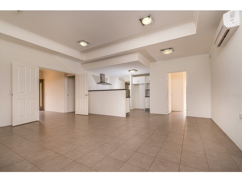 10 Vellum Loop, Aveley WA 6069