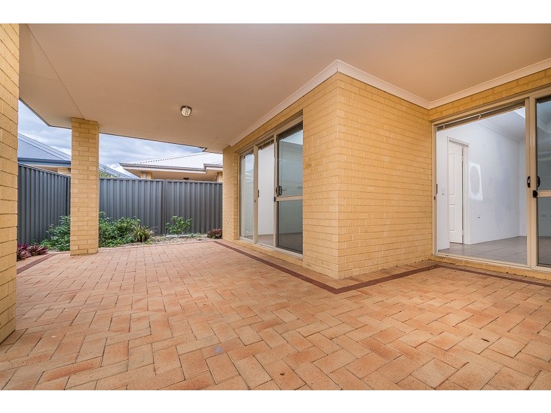 10 Vellum Loop, Aveley WA 6069