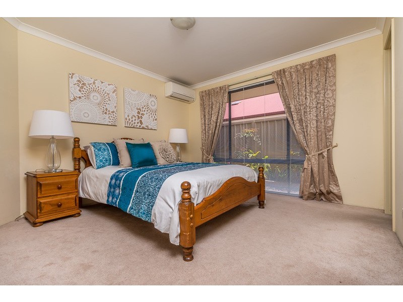 14 Marriot Turn, Currambine WA 6028
