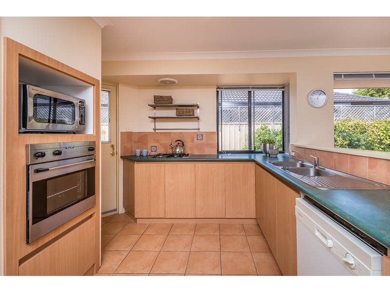 14 Marriot Turn, Currambine WA 6028