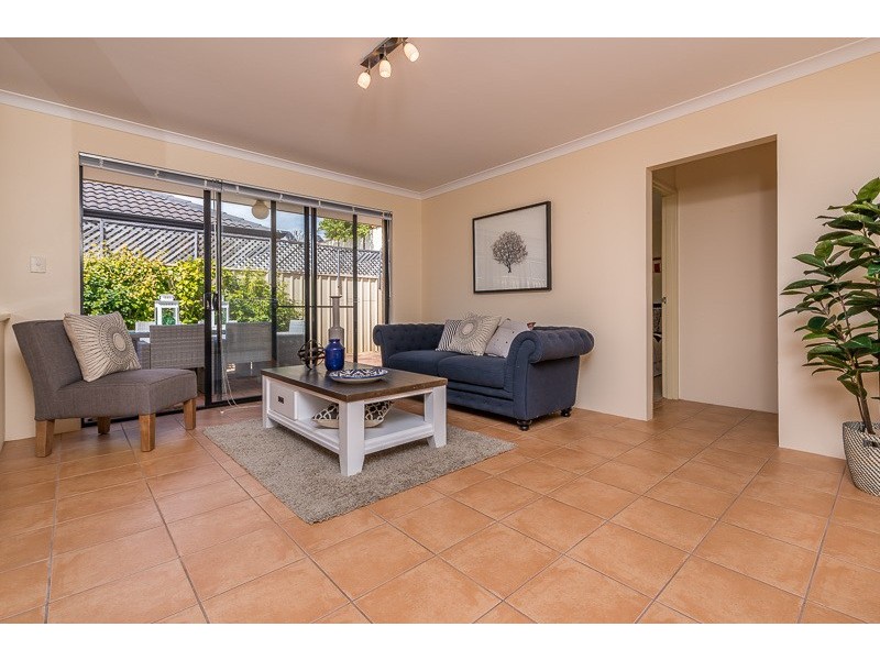 14 Marriot Turn, Currambine WA 6028