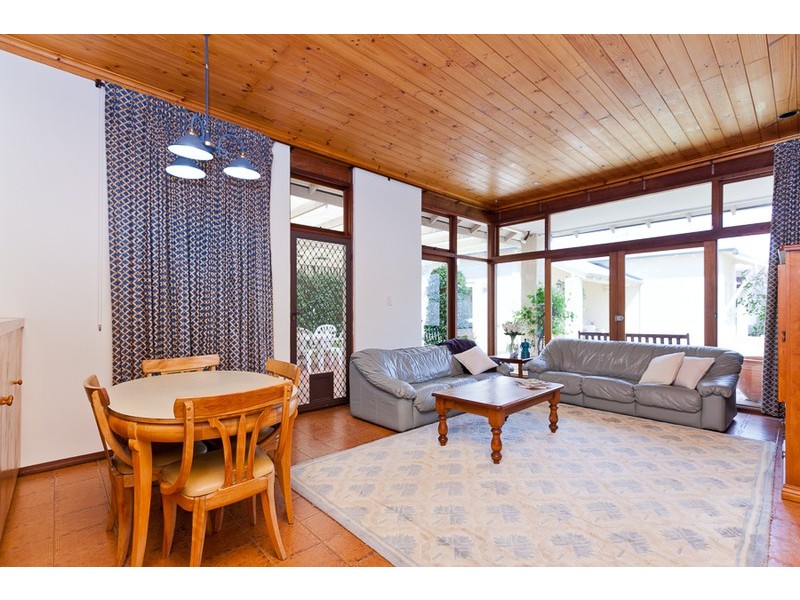 77 Thomas Street, Nedlands WA 6009