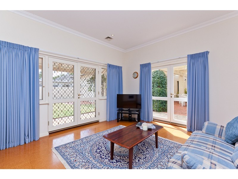 77 Thomas Street, Nedlands WA 6009