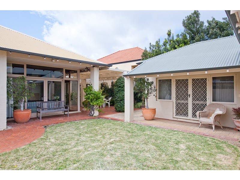 77 Thomas Street, Nedlands WA 6009