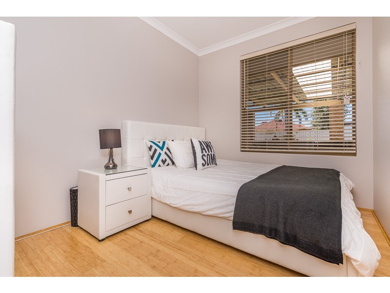 4 Barham Mews, Currambine WA 6028