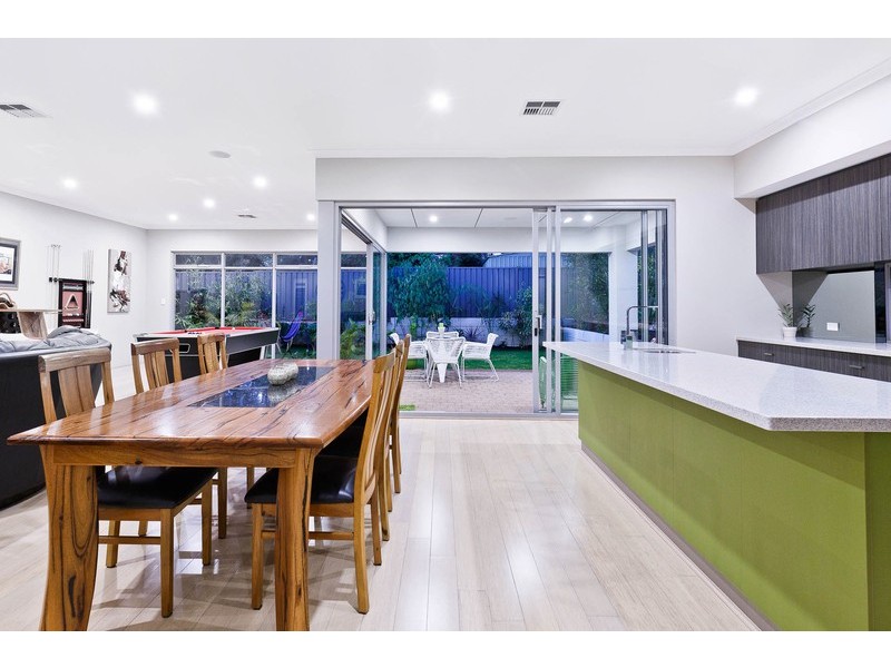 13 North Street, Swanbourne WA 6010