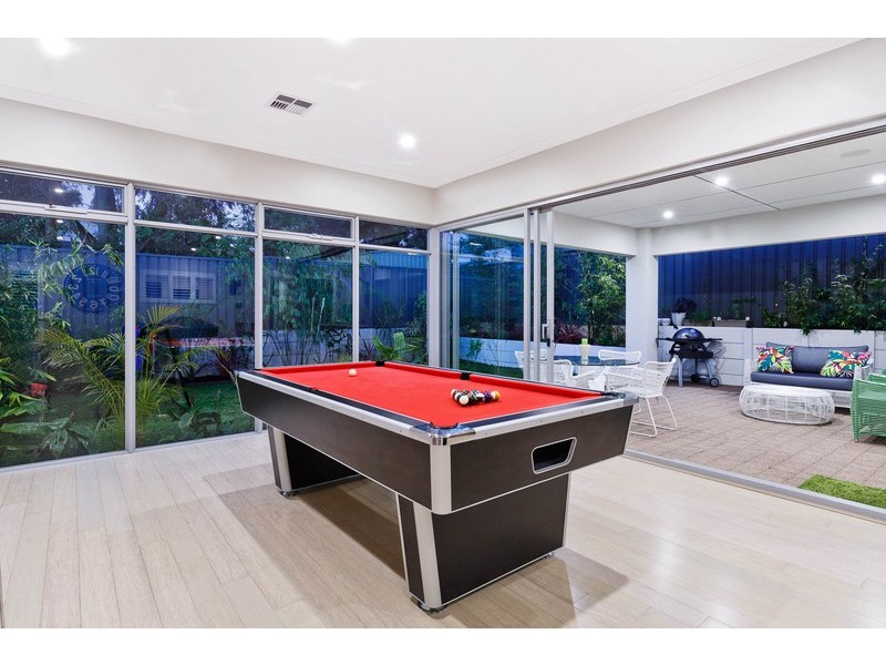 13 North Street, Swanbourne WA 6010