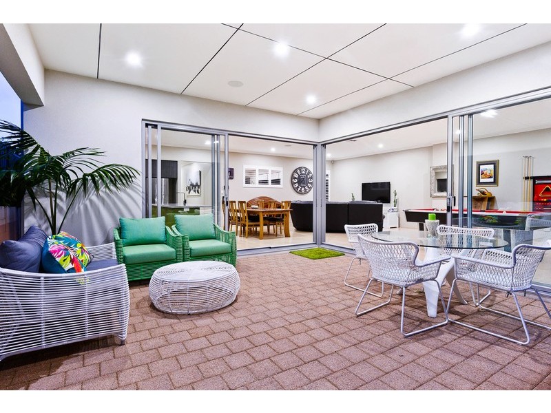 13 North Street, Swanbourne WA 6010