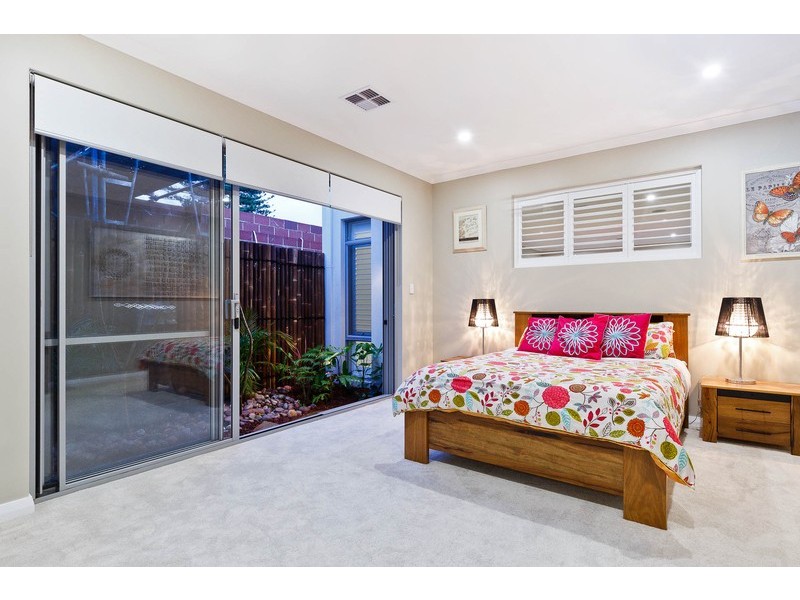 13 North Street, Swanbourne WA 6010
