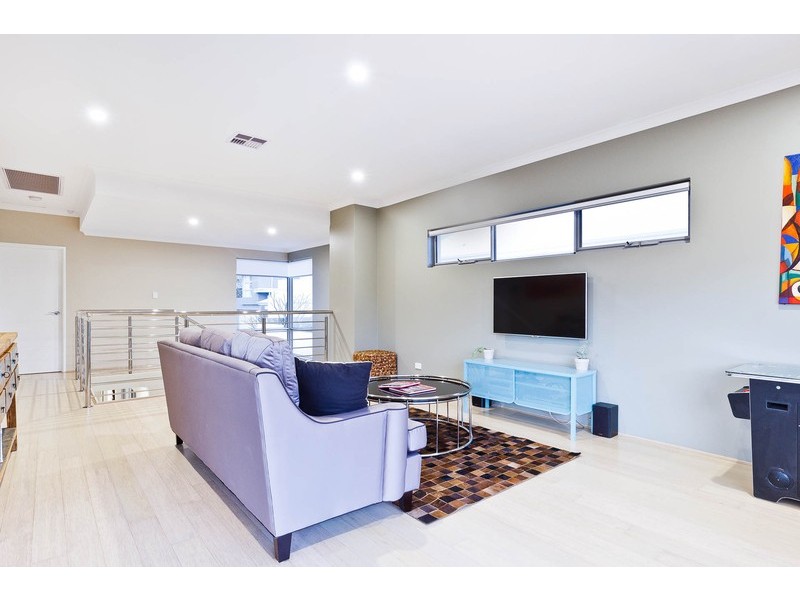 13 North Street, Swanbourne WA 6010
