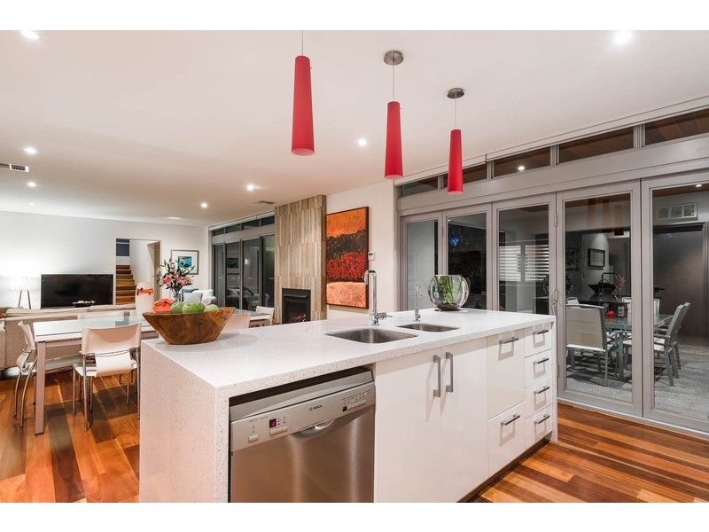 21A Chiswick Street, Wembley Downs WA 6019