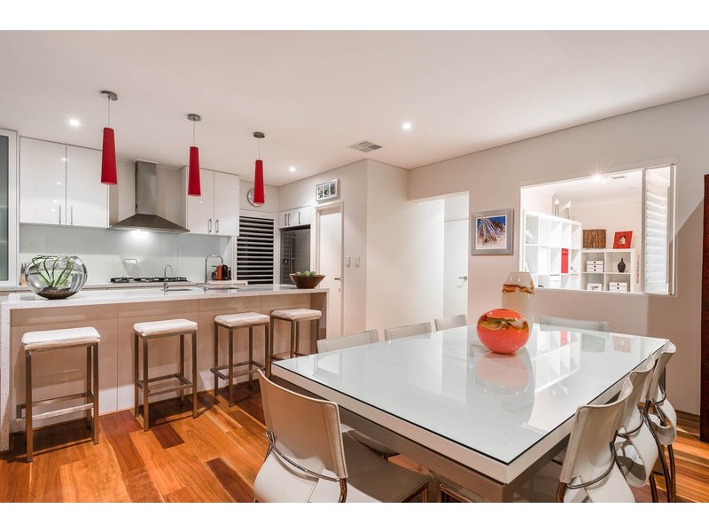 21A Chiswick Street, Wembley Downs WA 6019