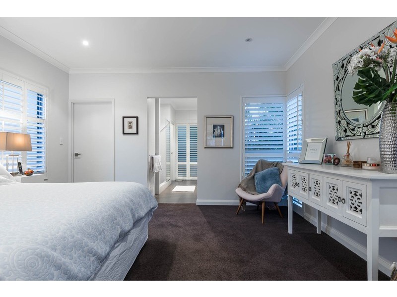 21A Chiswick Street, Wembley Downs WA 6019