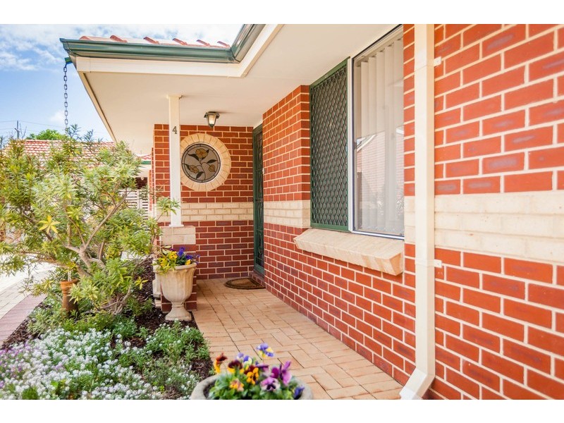 4/15 Archibald Road, Balcatta WA 6021
