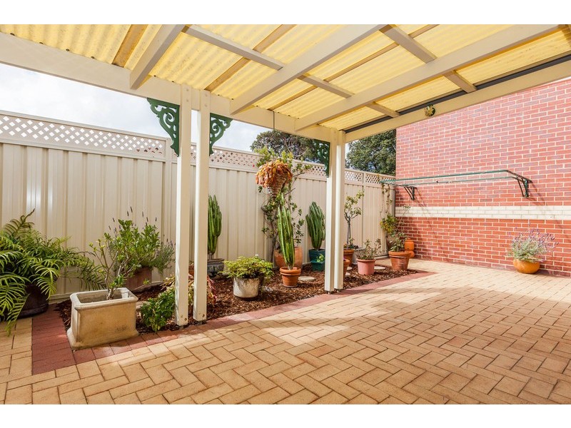 4/15 Archibald Road, Balcatta WA 6021