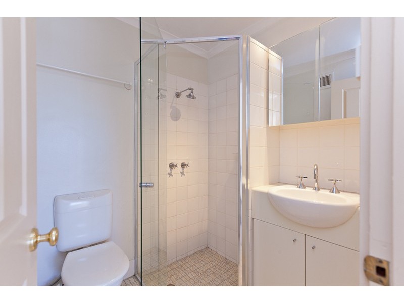 13a/25 Victoria Avenue, Claremont WA 6010