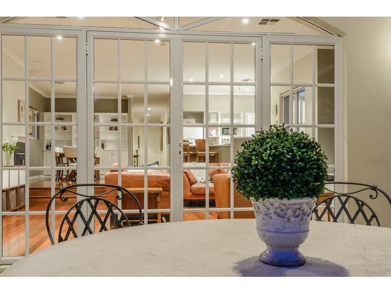 8A Lantana Avenue, Mount Claremont WA 6010