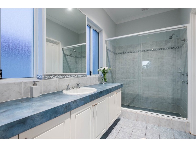 8A Lantana Avenue, Mount Claremont WA 6010