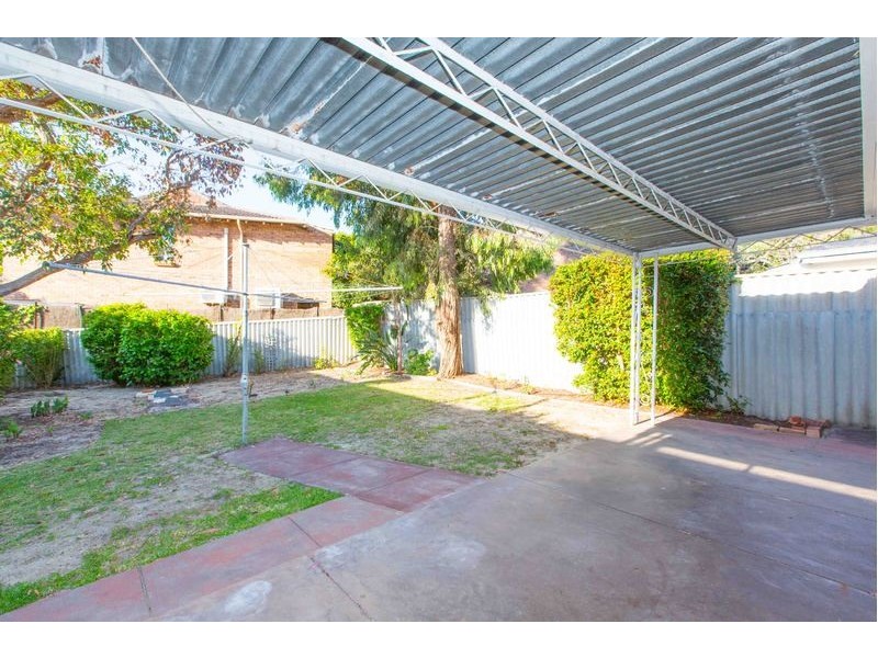 3 Millington Avenue, Daglish WA 6008