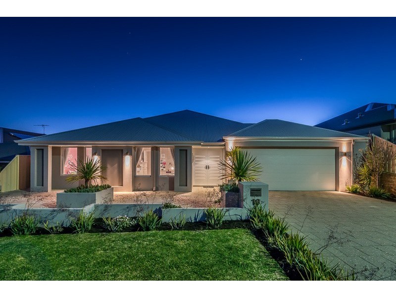 18 Bardeen Pass, Carramar WA 6031