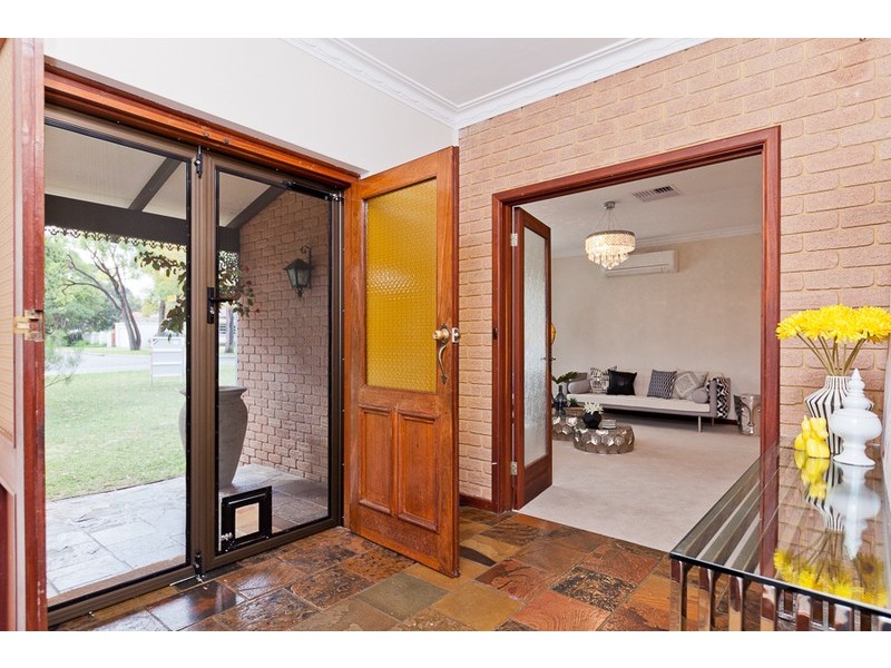 58 Gallop Road, Dalkeith WA 6009