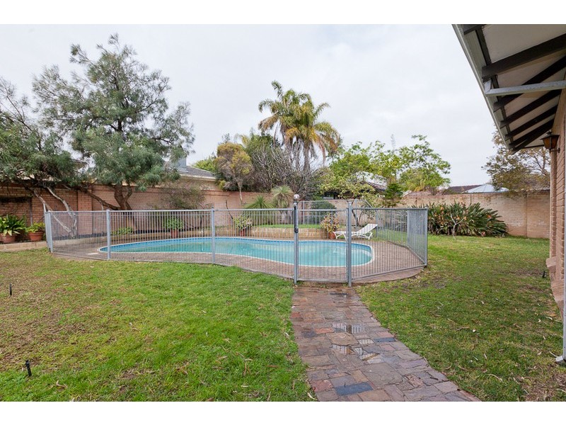 58 Gallop Road, Dalkeith WA 6009
