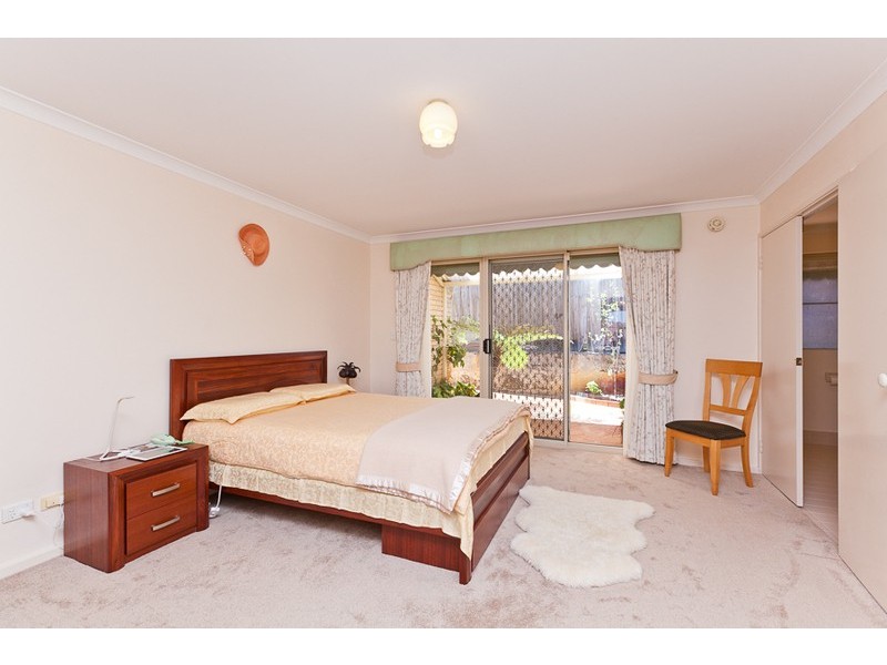 12 St Johns Wood Boulevard, Mount Claremont WA 6010