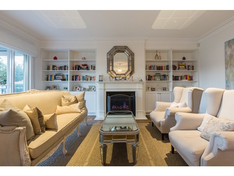 77 Rosewood Avenue, Woodlands WA 6018