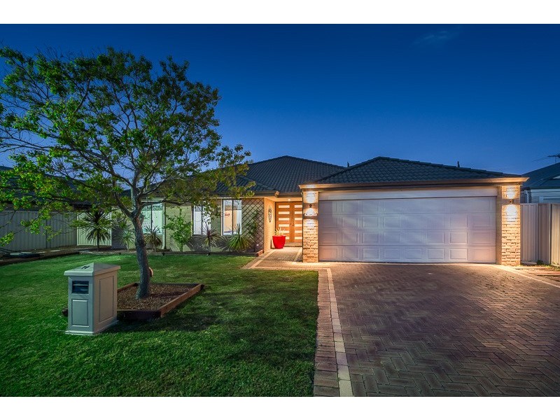 14 Bonita Way, Tapping WA 6065