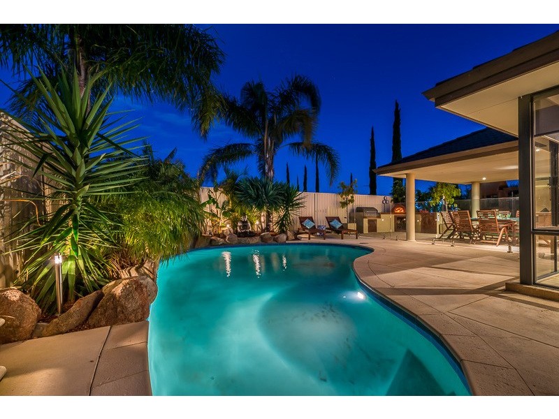 14 Bonita Way, Tapping WA 6065