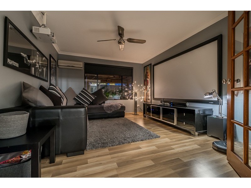 14 Bonita Way, Tapping WA 6065