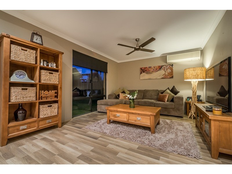 14 Bonita Way, Tapping WA 6065