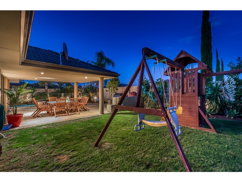 14 Bonita Way, Tapping WA 6065