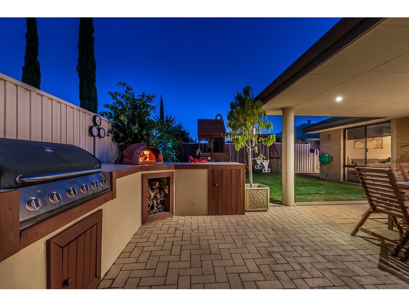 14 Bonita Way, Tapping WA 6065