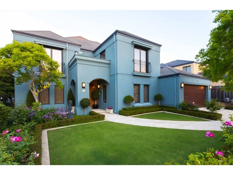 8 Blenheim Lane, Mount Claremont WA 6010