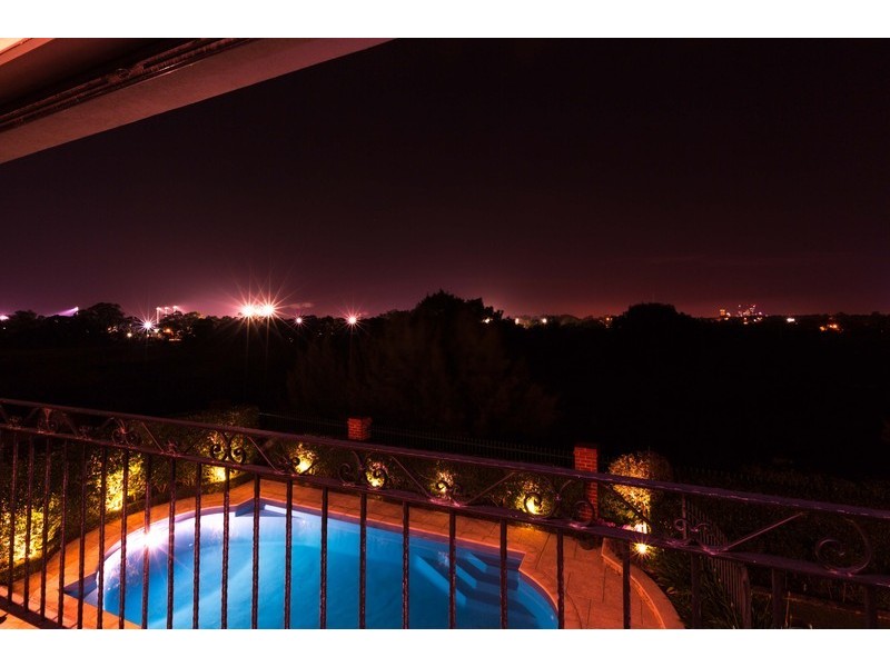 8 Blenheim Lane, Mount Claremont WA 6010