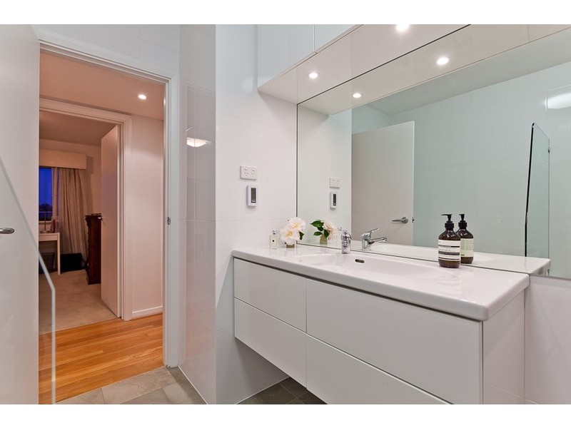 9/219 Millpoint Road, South Perth WA 6151