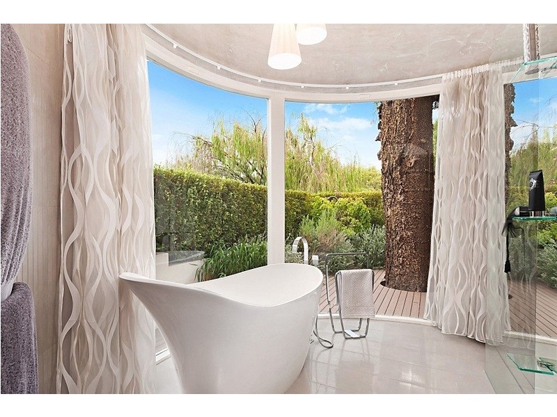 5 Hill View Road, Mount Lawley WA 6050