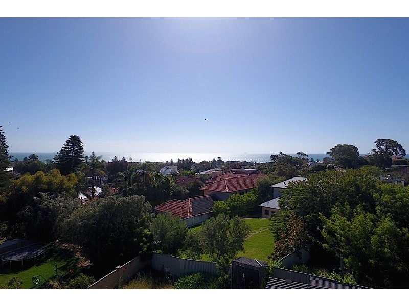 26 Hovea Crescent, City Beach WA 6015