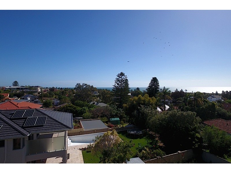 26 Hovea Crescent, City Beach WA 6015